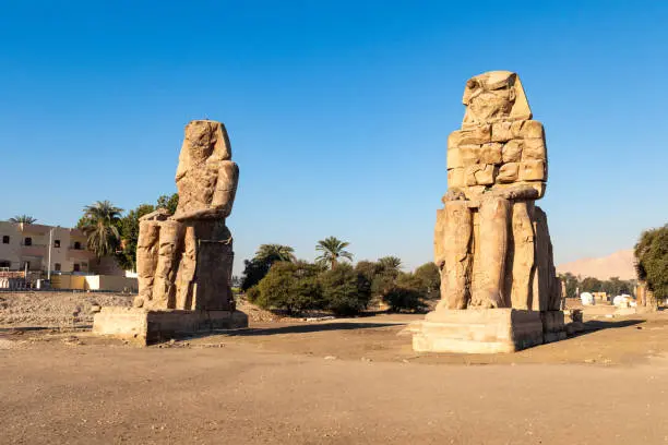 Colossi of Memnon on Luxor tours