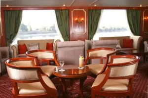 MS Dolphin Nile Cruise restaurant