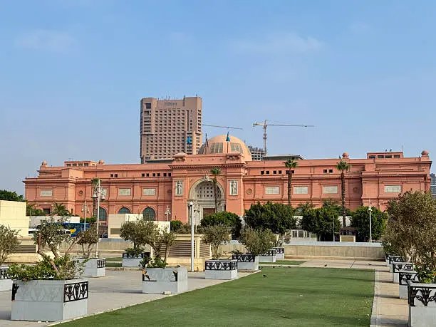 Historic-Red-Building-Egyptian-Museum-Tahrir